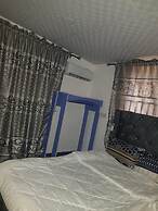 Lagos - 1bed - Sleeps 2 - Aircon - Free Parking