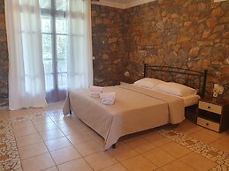 Elia Village by Irida Iris Group