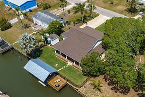 Castaway Cottage
