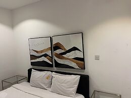 Embassy Gardens Royal Luxury Apartments