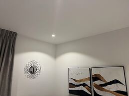 Embassy Gardens Royal Luxury Apartments