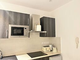 Embassy Gardens Royal Luxury Apartments