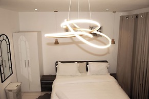 Embassy Gardens Royal Luxury Apartments