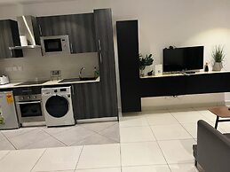 Embassy Gardens Royal Luxury Apartments