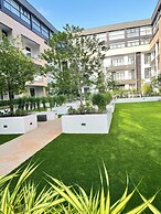 Embassy Gardens Royal Luxury Apartments