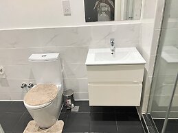 Embassy Gardens Royal Luxury Apartments