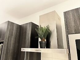 Embassy Gardens Royal Luxury Apartments