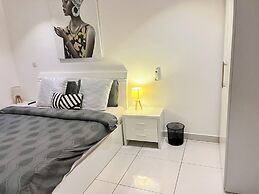 Embassy Gardens Royal Luxury Apartments