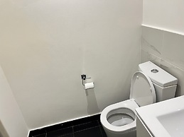 Embassy Gardens Royal Luxury Apartments