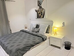 Embassy Gardens Royal Luxury Apartments