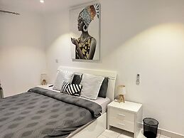 Embassy Gardens Royal Luxury Apartments