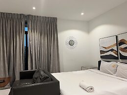 Embassy Gardens Royal Luxury Apartments