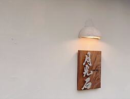 Moonlight Home Stay  For 2-12 persons