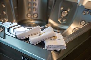 Golden Panorama Wellness & Spa