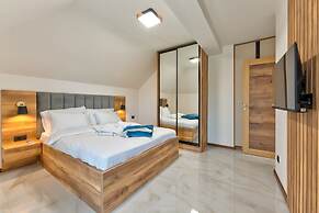 Golden Panorama Wellness & Spa