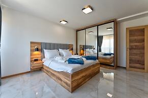 Golden Panorama Wellness & Spa