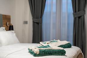 Golden Panorama Wellness & Spa