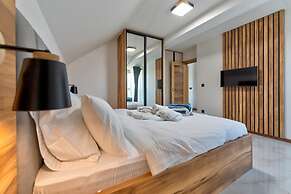 Golden Panorama Wellness & Spa