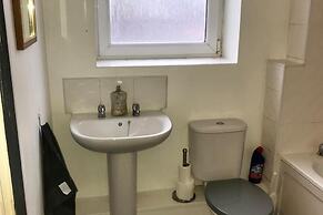 Serene Centra Smethwick Apartment Retreat