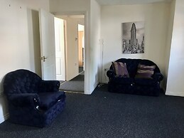 Immaculate 2-bed Apartment in Smethwick