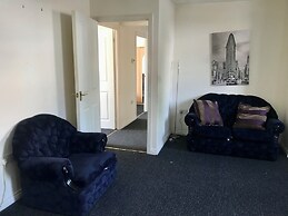 Immaculate 2-bed Apartment in Smethwick