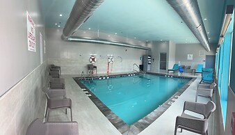 avid Hotel Harrisburg NE Hershey Area by IHG