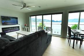 Peachview Suites