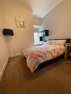 Unique two bed Main Door Flat at the Meadows