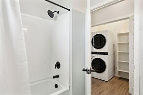 Gleaming Contemporary Home Pool  BBQ