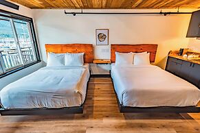 Waterfront on Glacier