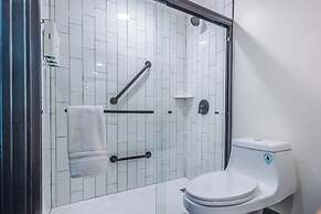 Waterfront on Glacier