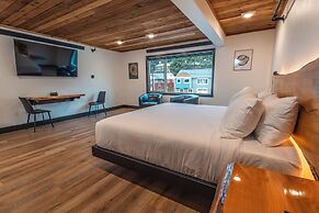 Waterfront on Glacier