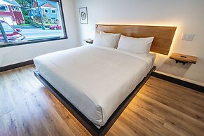 Waterfront on Glacier