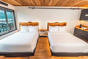 Waterfront on Glacier