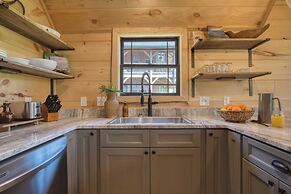 Birch Lodge by Avantstay Indoor Pool, Theater, Game Room & Stunning Vi