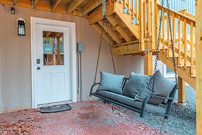 NEW Large Group Summer Getaway W/hot Tub + Game Room!