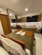 Flats Mana Beach Experience - Muro alto