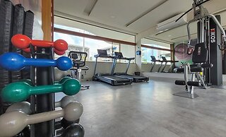 Flats Mana Beach Experience - Muro alto