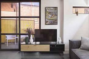 MAC Middle Park by Melbourne Apartment Collection