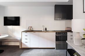 MAC Middle Park by Melbourne Apartment Collection