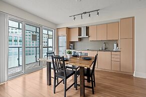 World Wide Stays Suite - CN Tower