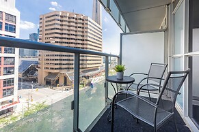 World Wide Stays Suite - CN Tower