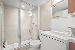 World Wide Stays Suite - CN Tower