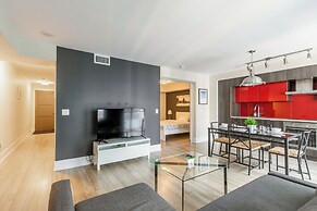 World Wide Stays Suite - CN Tower