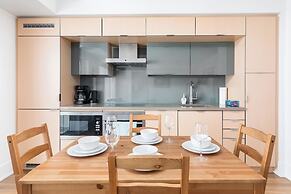 World Wide Stays Suite - CN Tower