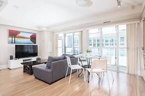 World Wide Stays Suite - CN Tower