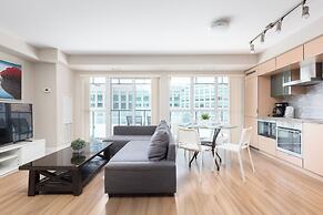 World Wide Stays Suite - CN Tower