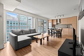 World Wide Stays Suite - CN Tower