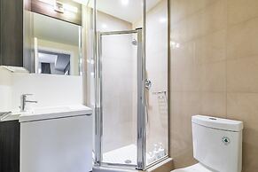 World Wide Stays Suite - CN Tower