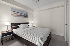 World Wide Stays Suite - CN Tower